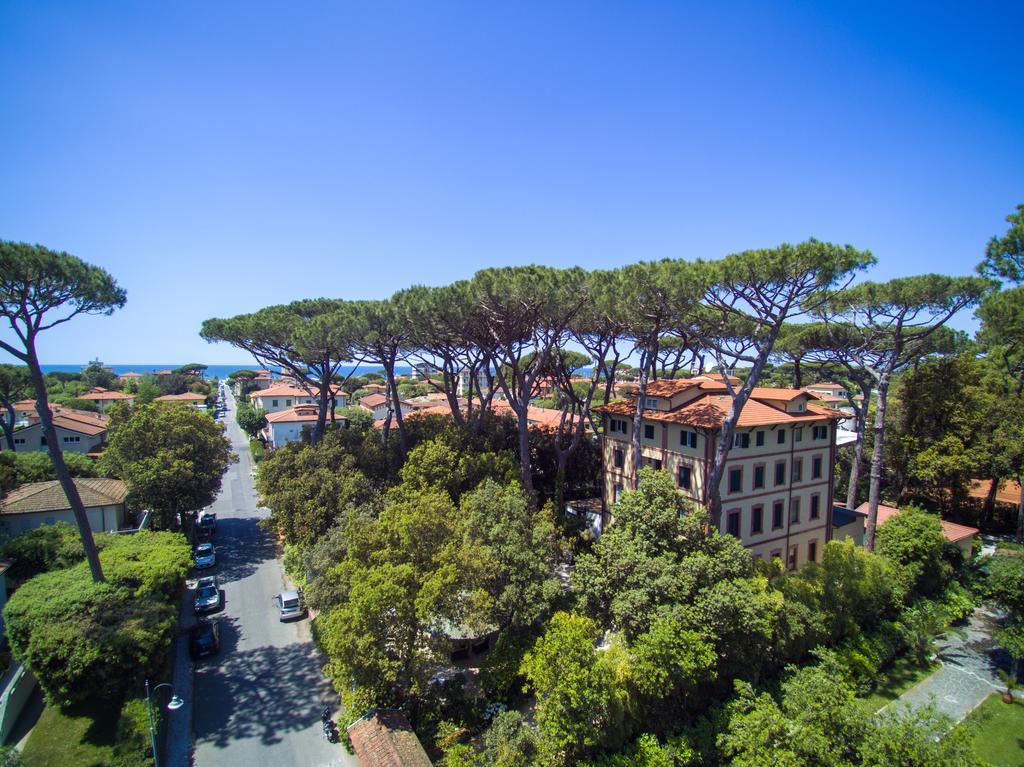Hotel Villa Tiziana Marina di Pietrasanta Exterior photo